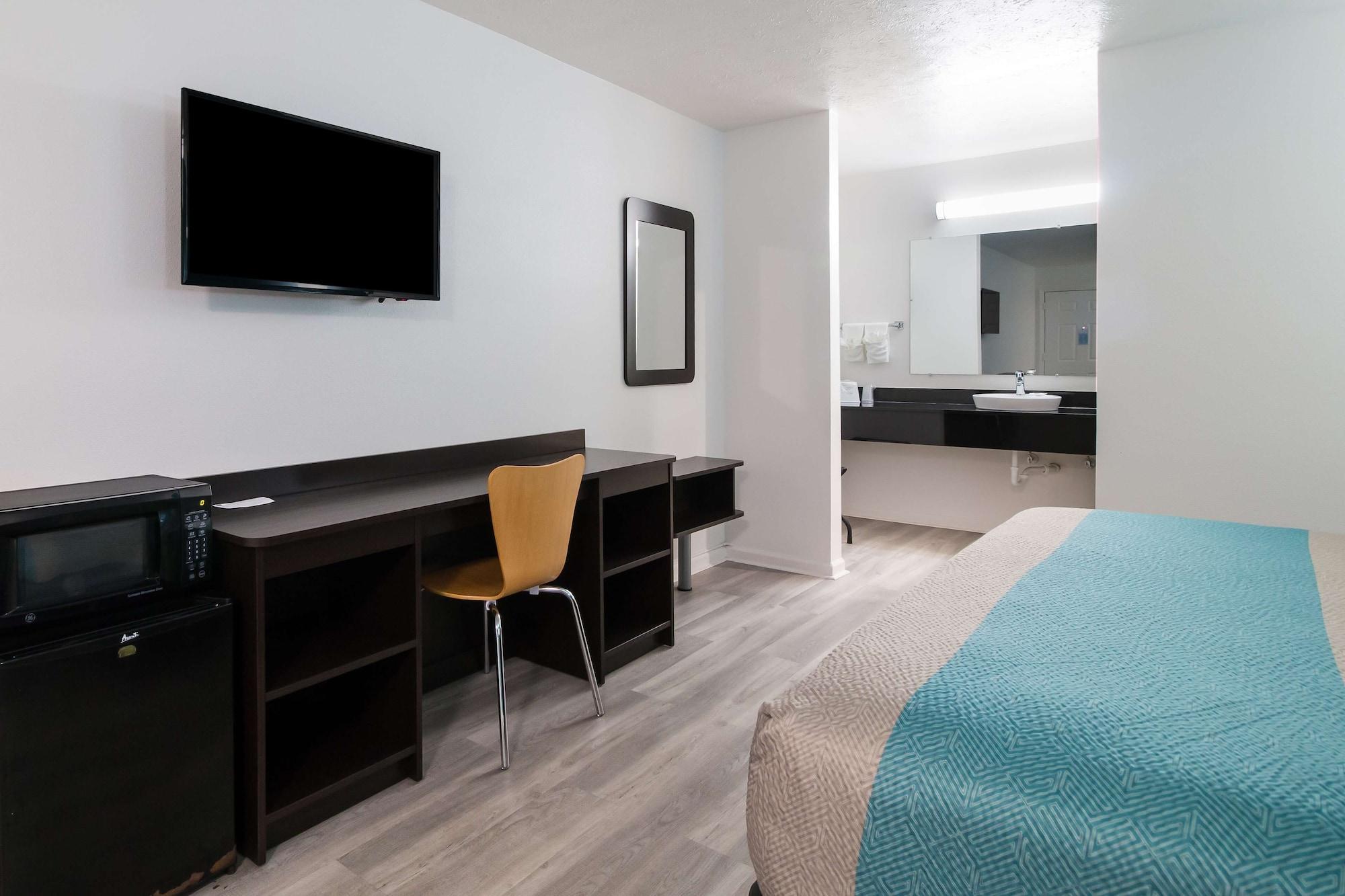 Motel 6-Metropolis, Il Екстер'єр фото