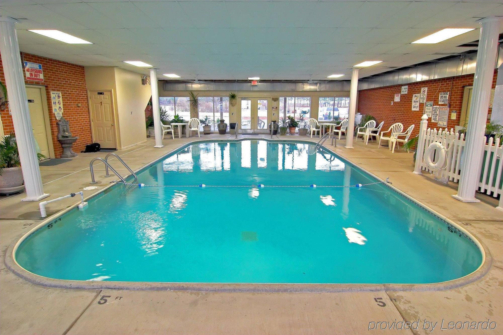 Motel 6-Metropolis, Il Екстер'єр фото