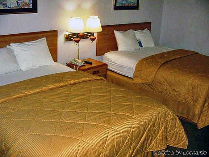 Motel 6-Metropolis, Il Екстер'єр фото